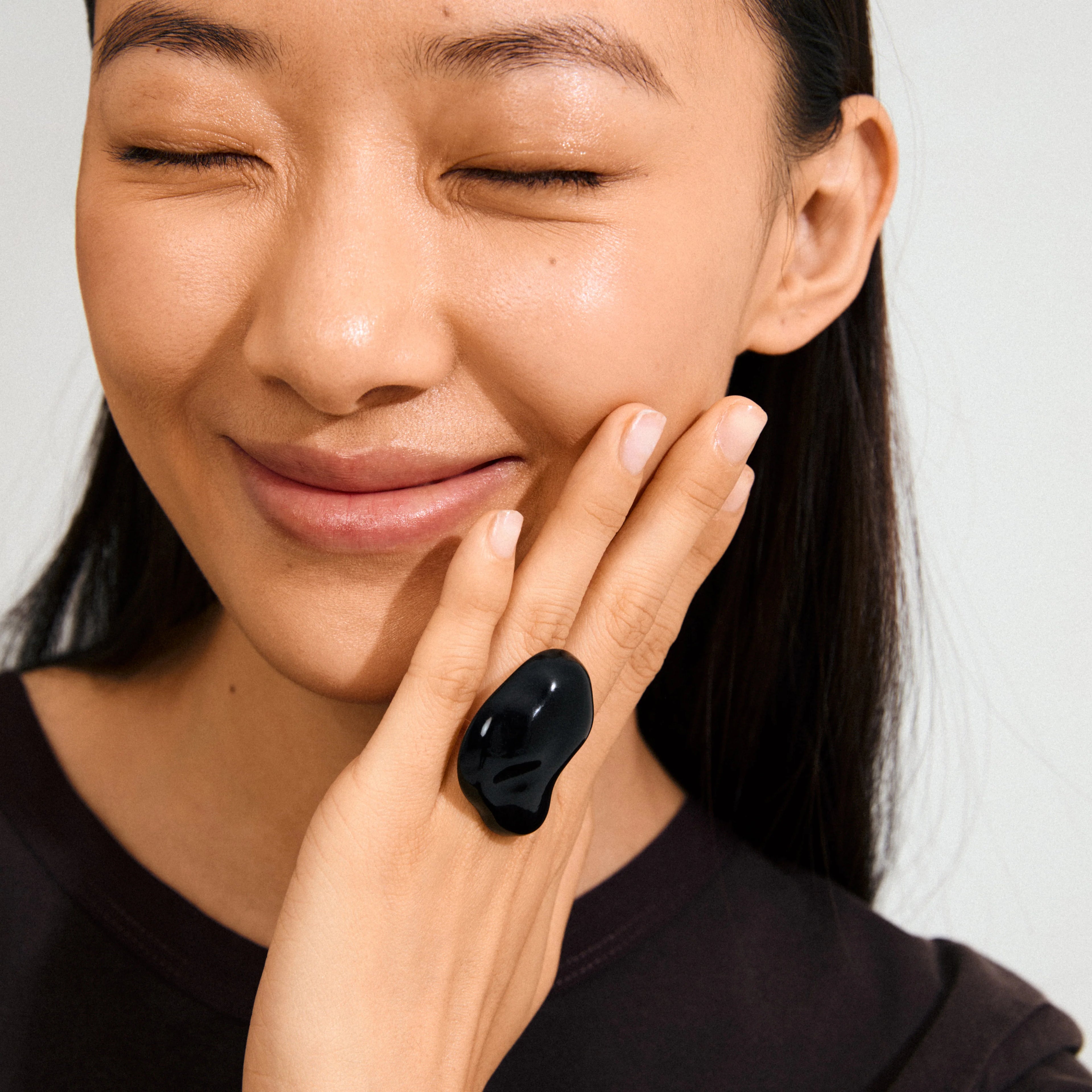 Lian Recycled Black Ring - Silver Plated