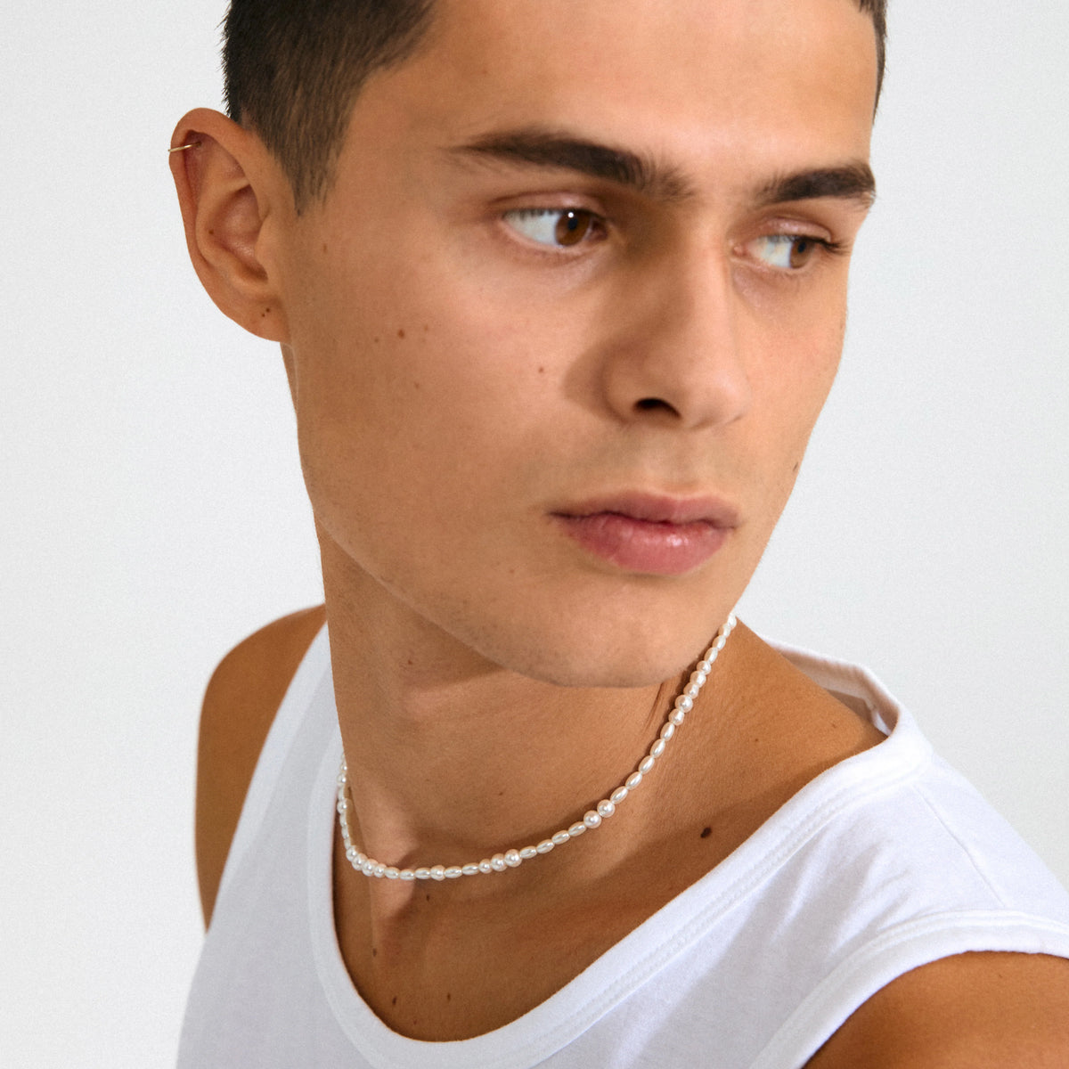 Elliana White Necklace - Silver Plated