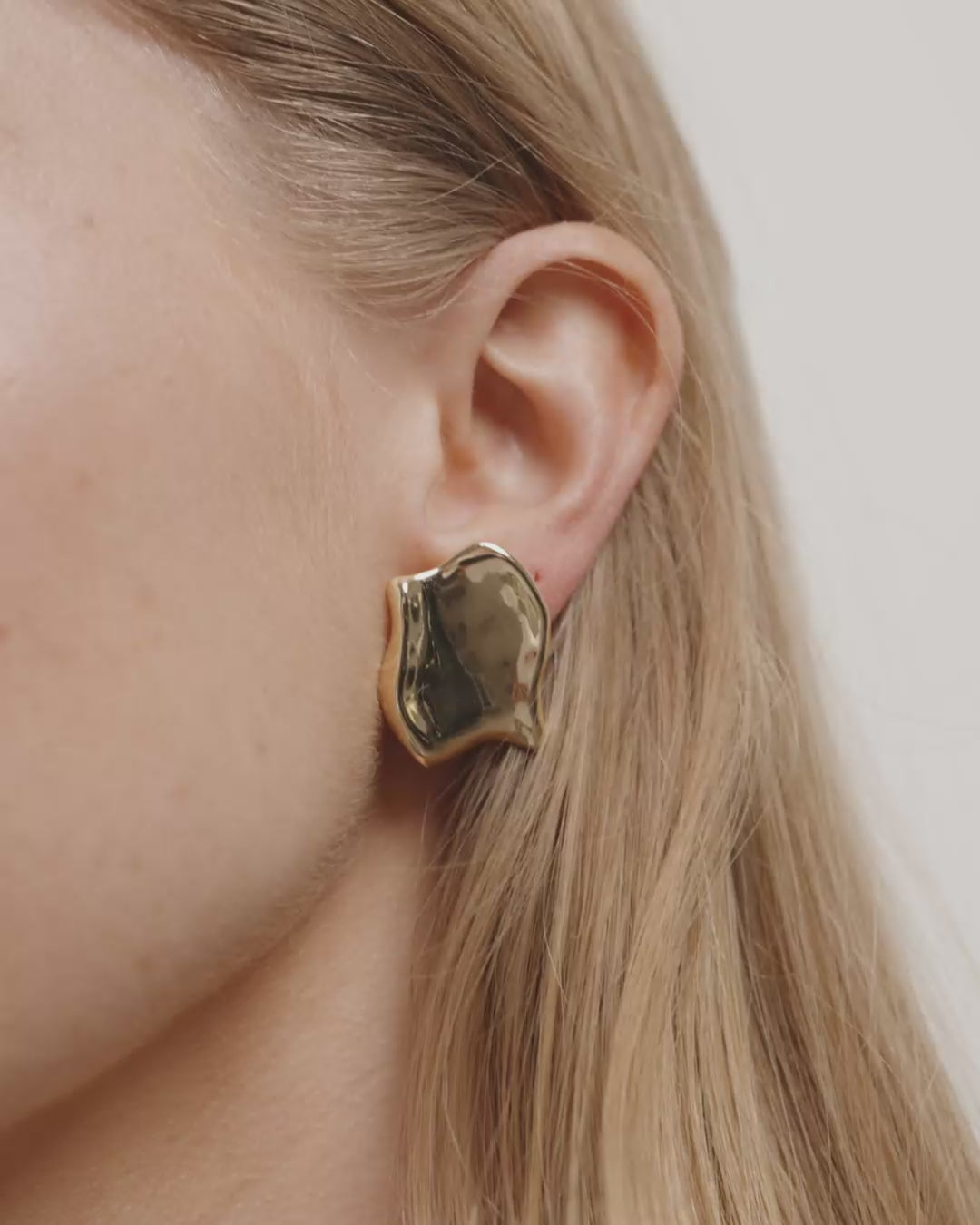 Elys Earrings - Gold Plated